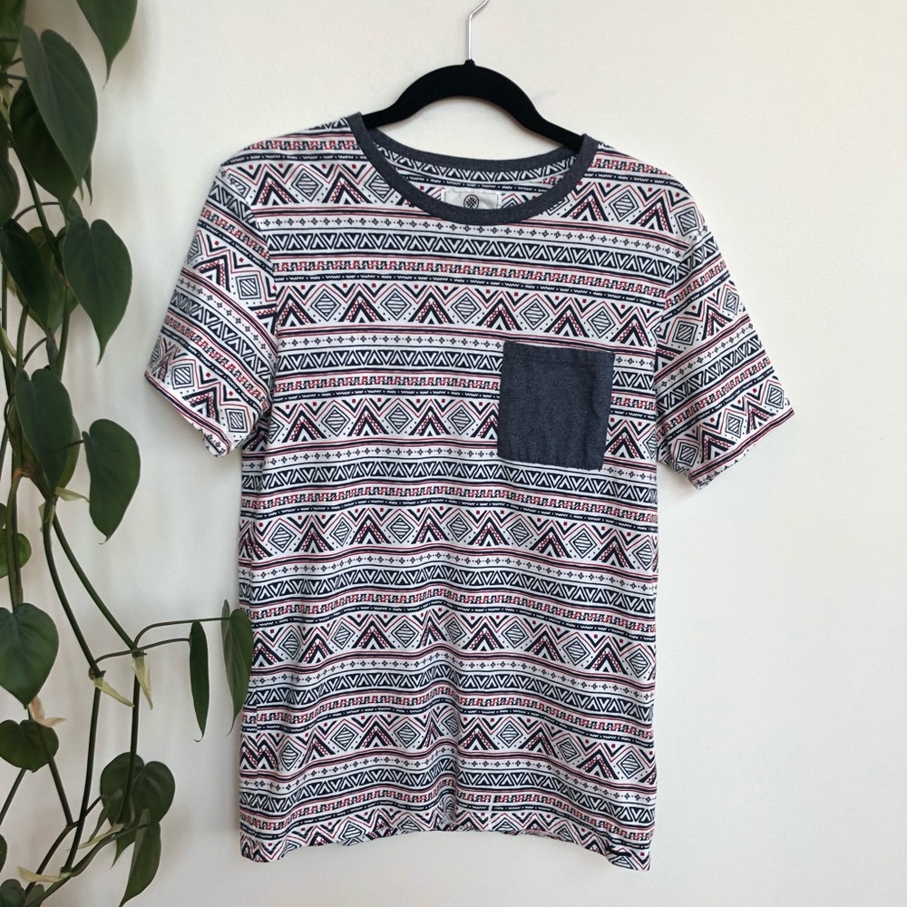 On the Byas Pocket tee Size M